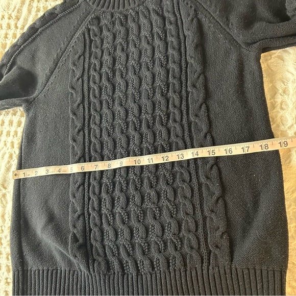 GAP Maternity Cable Knit Sweater & NWT tee Black Size Small EUC 100% cotton - Picture 15 of 16